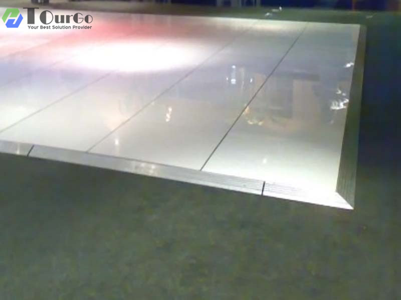 Tourgo White dance floor  (4).jpg